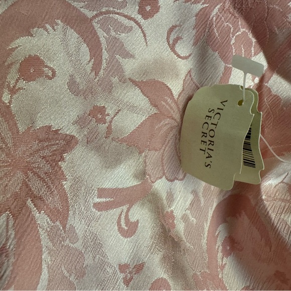 Victoria’s Secret Vintage Gold Label Silky Panties Med Sz 6 Pink‎ Lace Trim New - Picture 7 of 11